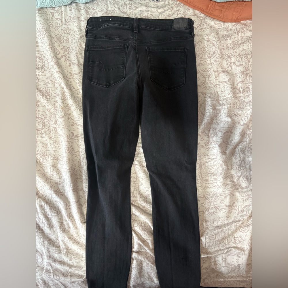 American Eagle Outfitters Distressed Black Skinny Jeans/Jeggings - Picture 2 of 4